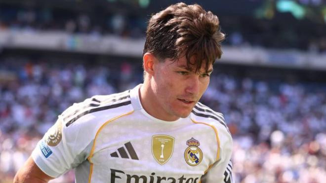 Fran García en un partido del Mundial de Clubes (Cordon Press)