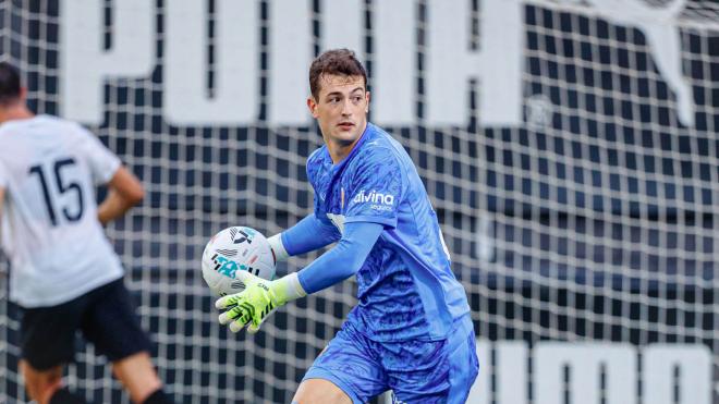 Julen Agirrezabala (Foto: Valencia CF)