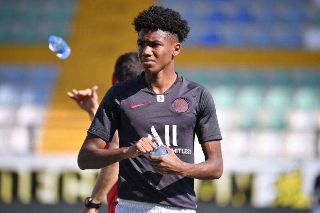Teddy Alloh, en un entrenamiento del PSG (Foto: Cordon Press).