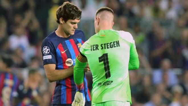 Ter Stegen recibiendo la capitanía (Cordon Press)