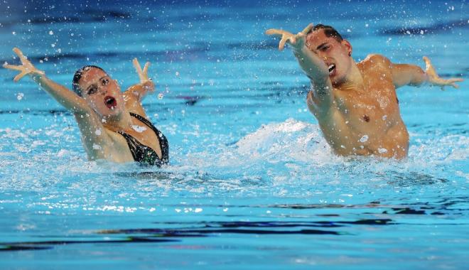 iris Tió y Dennis González, durante su rutina en la final de Singapur 2025 (Foto: EFE).