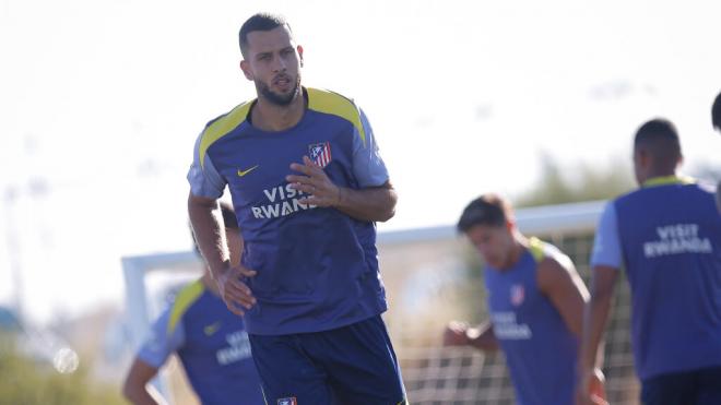 Dàvid Hancko entrenando a las órdenes de Simeone (Atleti)