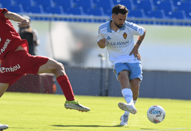 Sebas Moyano en su primer partido como blanquillo. (Foto: Real Zaragoza)