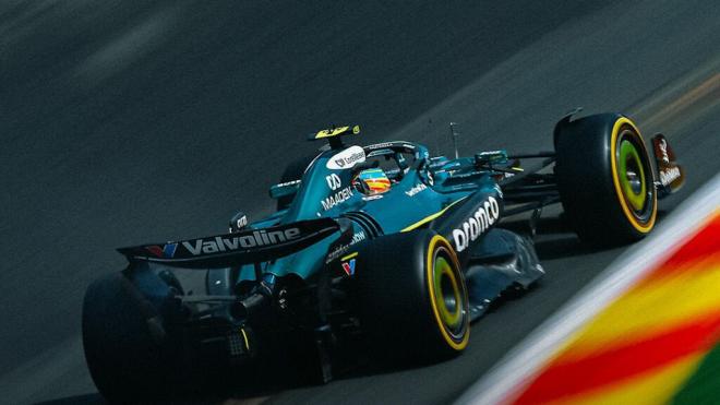 Fernando Alonso, en el Gran Premio de Bélgica (Foto: Aston Martin).