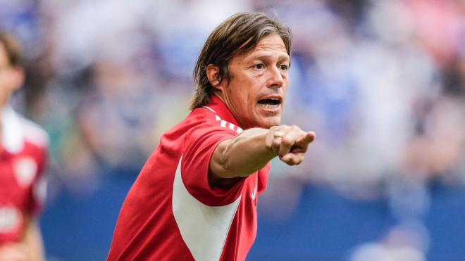 Matías Almeyda, ante el Schalke 04 (Foto: SFC).