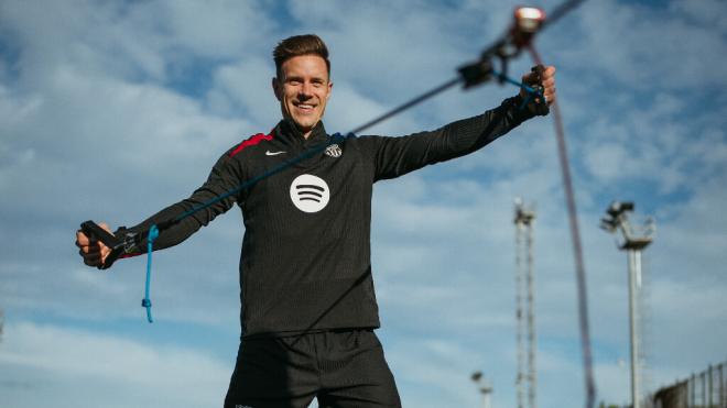 El Barcelona no ha informado del tiempo de recuperación de Marc-André Ter Stegen (foto: FCB X).