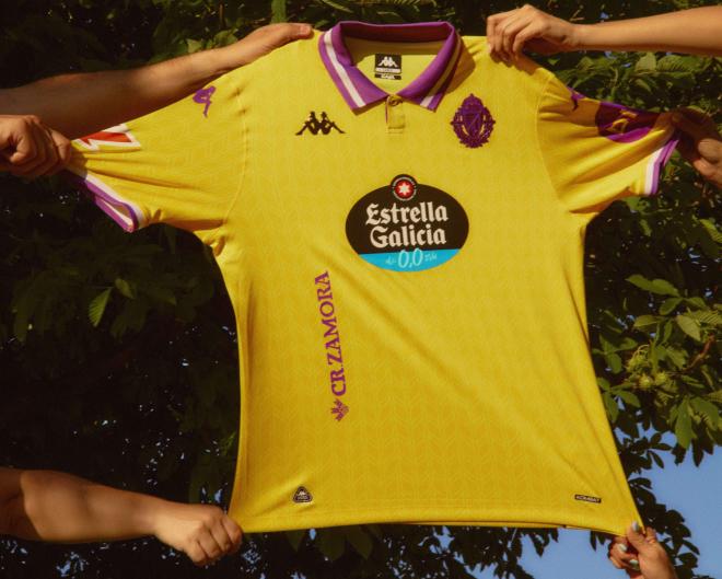 Tercera camiseta del Real Vallladolid.