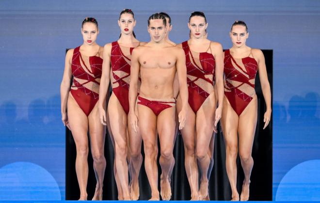 El equipo de natación artística, durante su actuación en Singapur.
