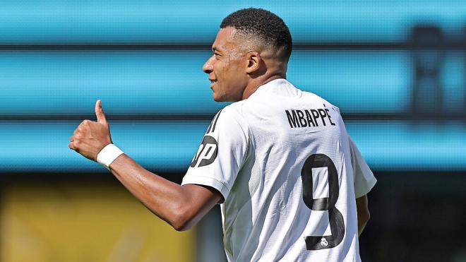 Kylian Mbappé con el dorsal '9' del Real Madrid (Cordon Press)