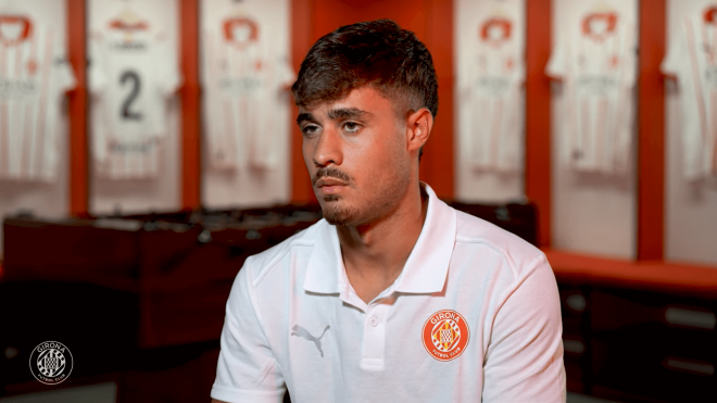 Hugo Rincón, en su primera entrevista con el Girona (Foto: GFC).
