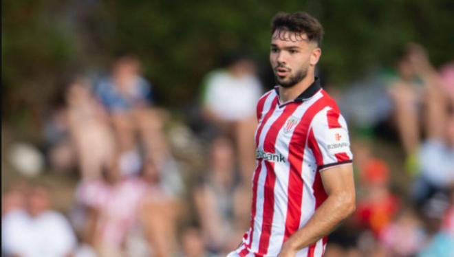 Unai Egiluz, en un partido de pretemporada del Athletic (FOTO: Athletic Club).