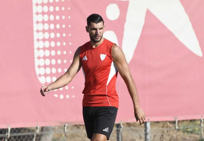 Rafa Mir, en la sesión del jueves (Foto: Kiko Hurtado).