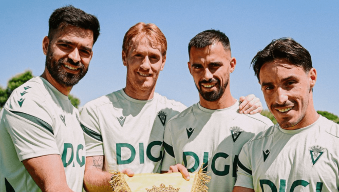 David Gil, Álex Fernández, Suso e Iza Carcelén, los cuatro capitanes del Cádiz (Foto: CCF).