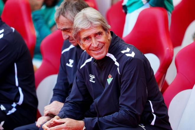 Manuel Pellegrini, ante el Sunderland (Foto: Cordon Press).