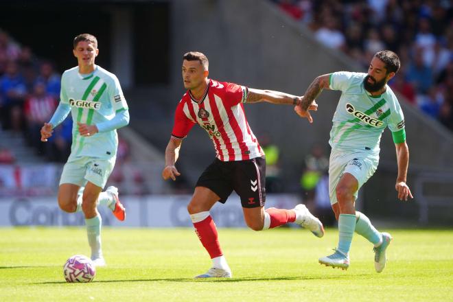 Isco Alarcón, ante el Sunderland (Foto: Cordon Press).