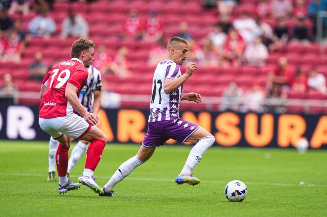 Biuk, ante el Bristol (Foto: Real Valladolid).