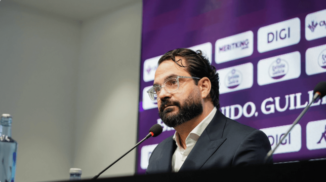 Víctor Orta durante una comparecencia ante la prensa