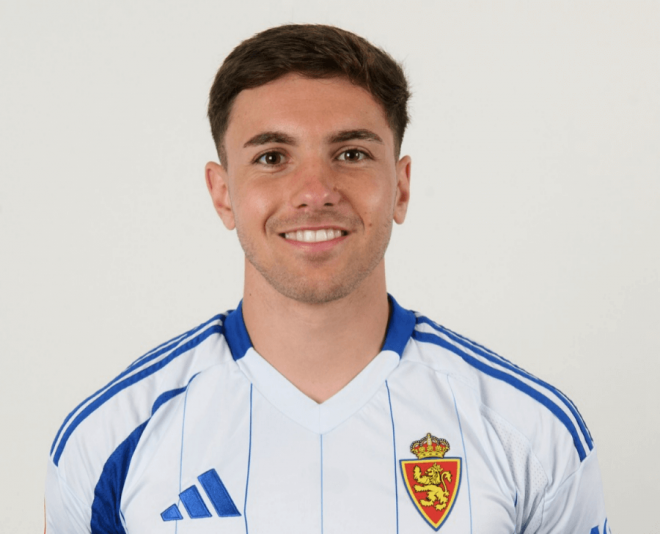 Pablo Cortés, canterano blanquillo. (Foto: Real Zaragoza)