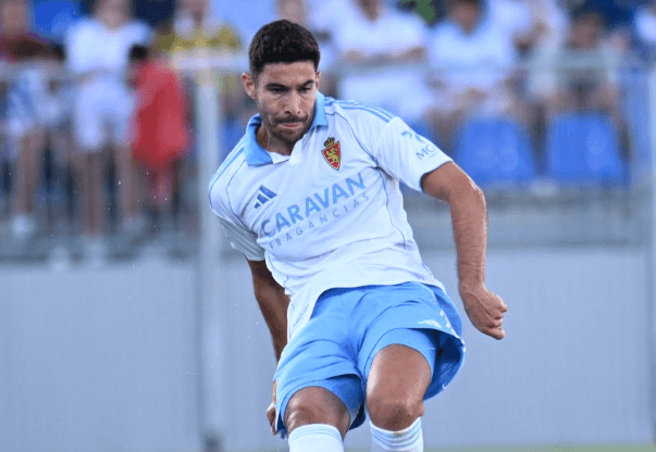 Tachi, en un partido del Real Zaragoza.