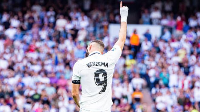 Karim Benzema, luciendo el 9 en un partido con el Real Madrid (Cordon Press)