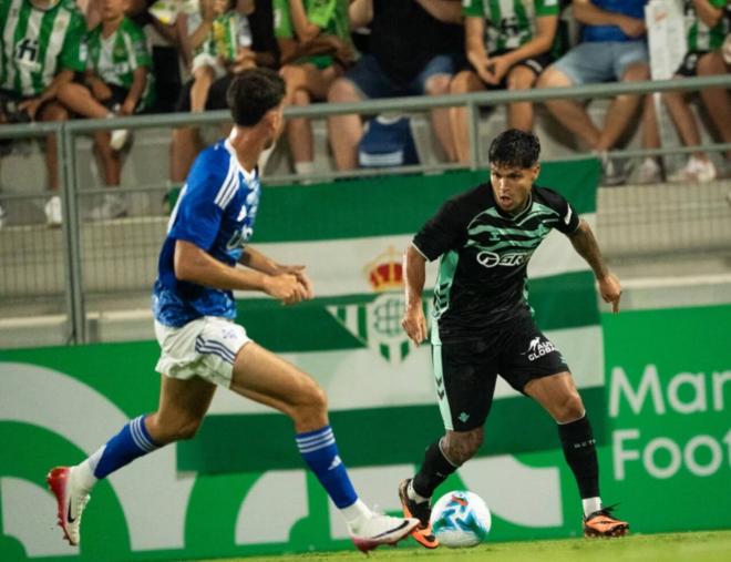 Cucho Hernández, ante el Como (Foto: RBB)