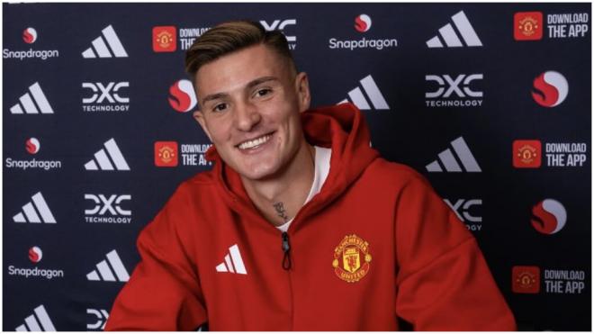 Benjamin Sesko, nuevo jugador del Manchester United. (@benjaminsesko)