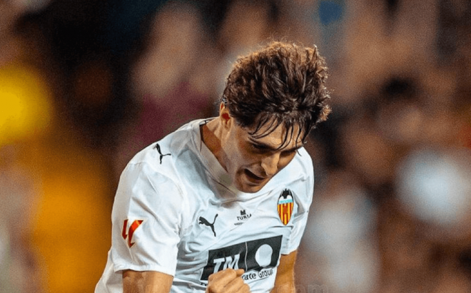 Javi Guerra (Foto: Valencia CF)