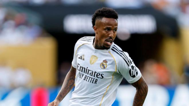 Éder Militao durante un partido del Real Madrid (Fuente: Cordon Press)