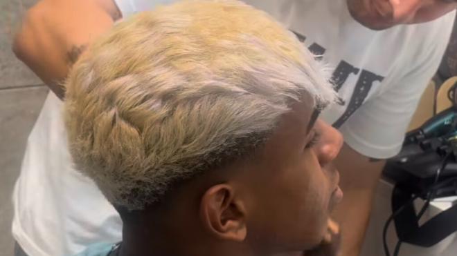 Lamine Yamal con su nuevo peinado (Fuente: X)