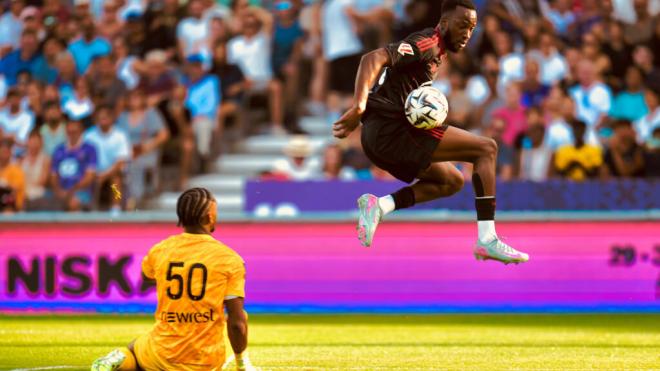 Dodi Lukebakio, ante el Toulouse (Foto: SFC).