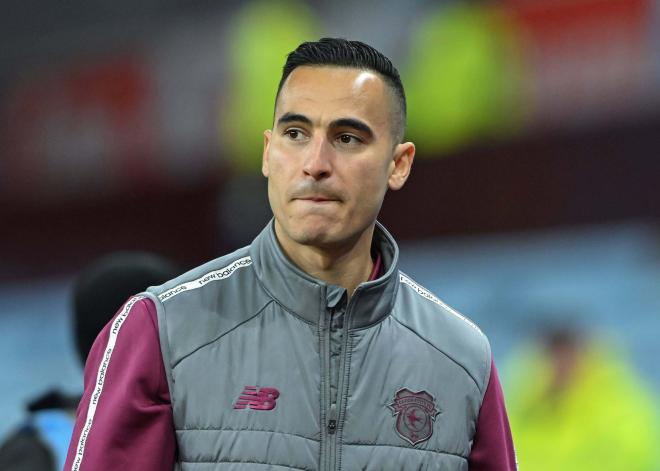 Amwar El Ghazi, antes de un partido del Cardiff City (Foto: Cordon Press).