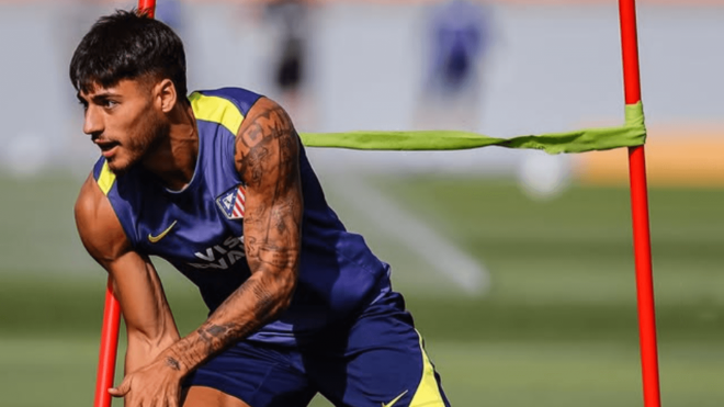 Carlos Martín, en un entrenamiento del Atlético (Foto: ATM).