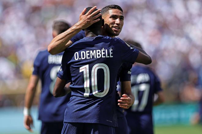 Dembélé y Achraf se abrazan tras un gol en el Mundial de Clubes (Foto: Cordon Press).