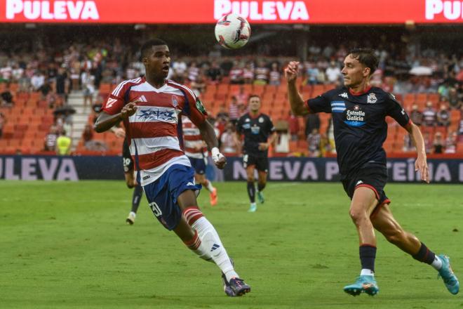 Petxarroman, en un partido del Dépor (FOTO: Cordón Press).