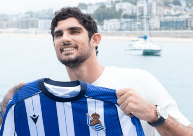Guedes presentado en San Sebastián (Foto: Real Sociedad)