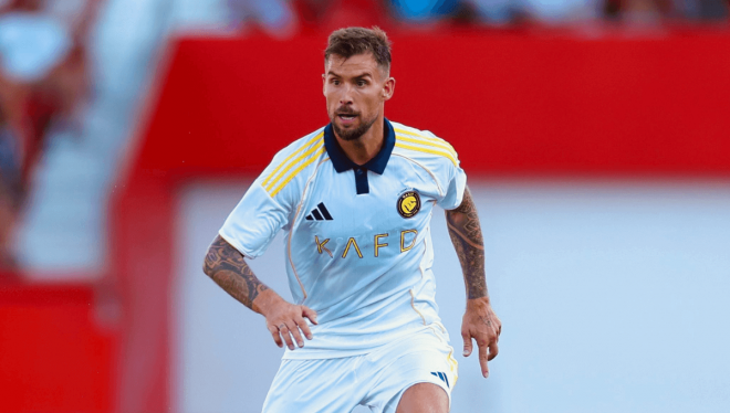 Iñigo Martínez, durante su primer partido con el Al-Nassr (Foto: Al-Nassr).