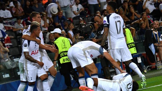 Los jugadores del Tottenham celebran un gol ante el PSG (Foto: Cordon Press)
