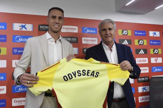 Odysseas Vlachodimos, en su presentación (Foto: Kiko Hurtado)