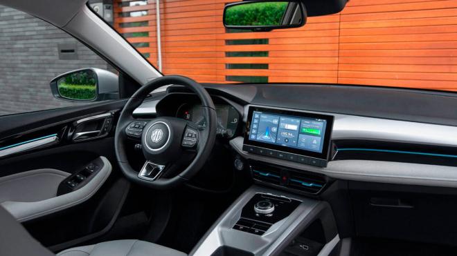 MG5 EV