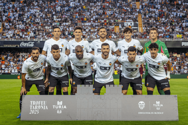 Once titular en el Trofeo Naranja con Hugo Duro (Foto: Valencia CF)