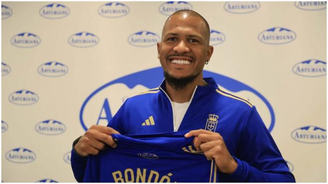 Salomón Rondón, nuevo jugador del Real Oviedo. (@RealOviedo)