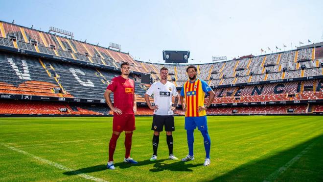Los tres nuevos fichajes ya tienen dorsales
