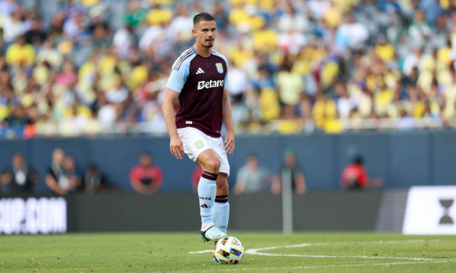 Leander Dendoncker con el Aston Villa. (Foto: AVCF)
