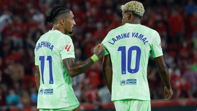 Raphinha y Lamine Yamal en Son Moix (Foto: EFE)