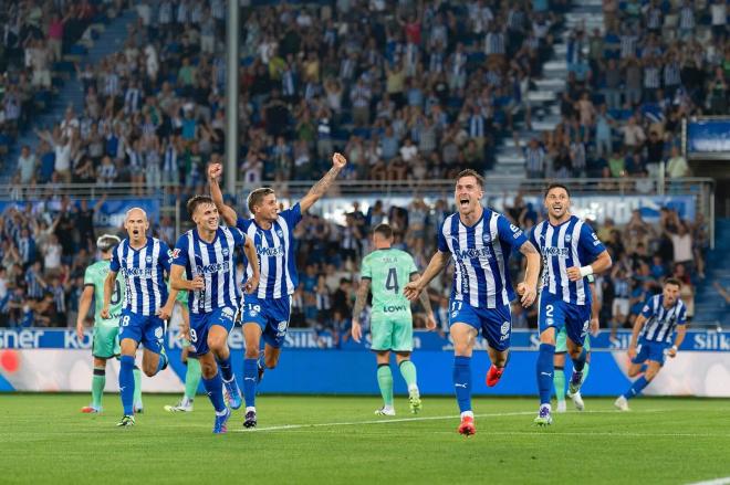 Gol de Toni Martínez ante el Levante (Foto: Alavés).