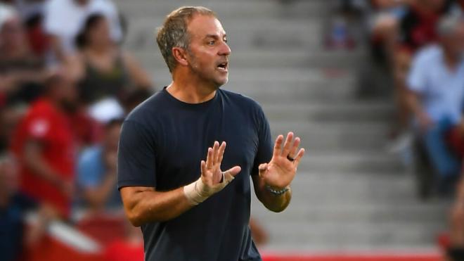 Hansi Flick, en el partido ante el RCD Mallorca (Foto: EFE)