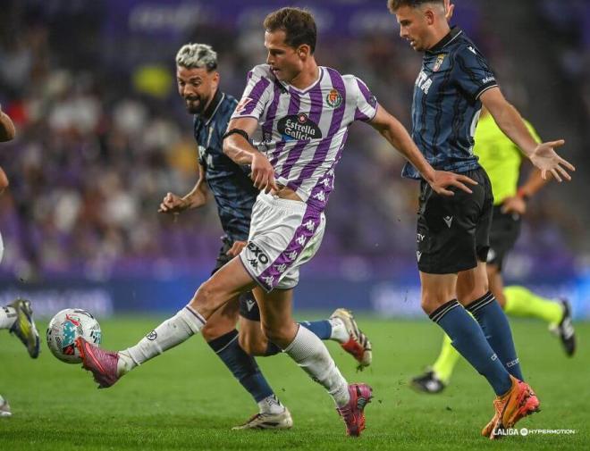 Juanmi Latasa, ante el Ceuta.