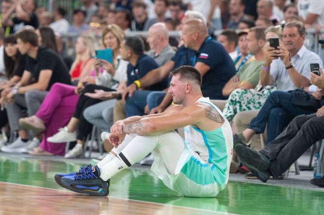 Luka Doncic en un amistoso con Eslovenia (Foto: Cordon Press)