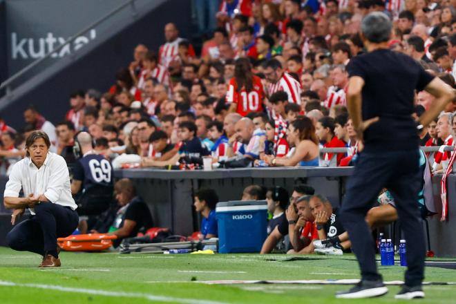 Matías Almeyda, ante el Athletic (Foto: EFE).
