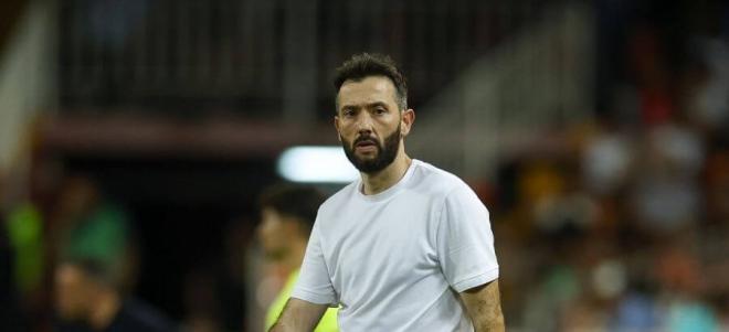 Carlos Corberán en Mestalla (Foto: LALIGA)